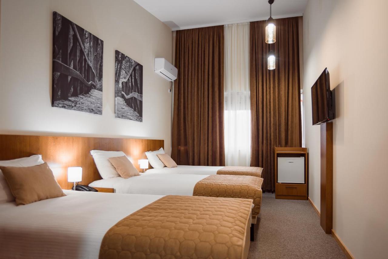 Sajam Garni Hotel เลสโควัซ ภายนอก รูปภาพ